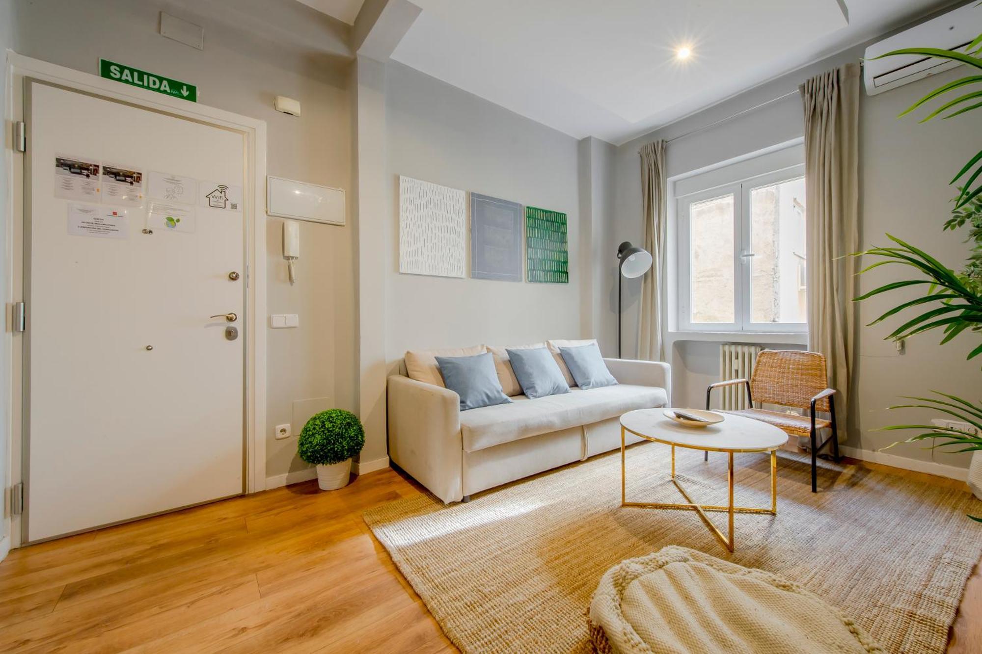 Excelente Piso De 3 Habitaciones En La Latina-Centro Мадрид Экстерьер фото
